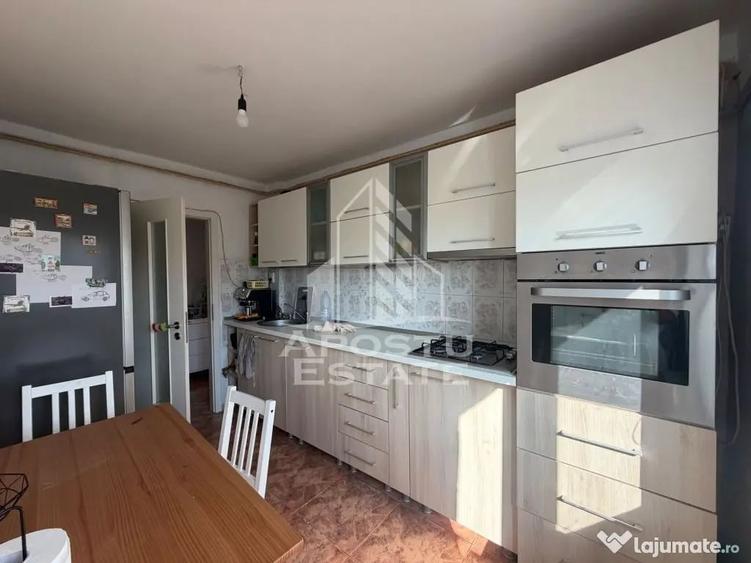 Apartament cu 2 camere decomandat în Bucovina