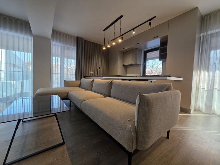 4 camere de inchiriat Iancu Nicolae Cambrige School parcare subterana - 17