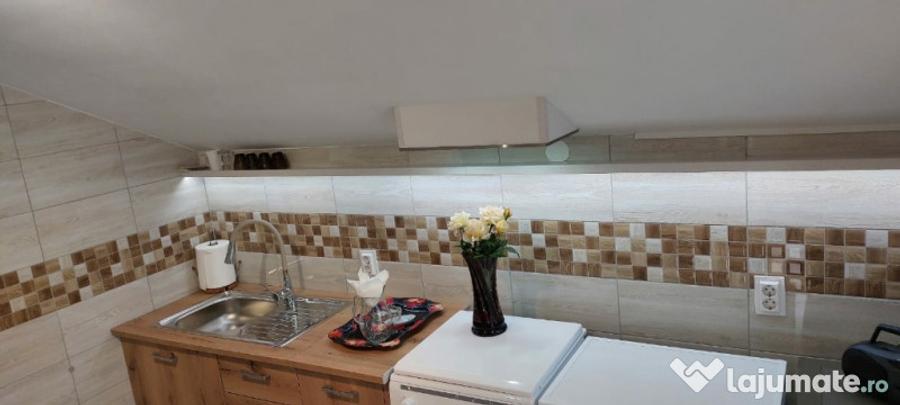 Simeria Inchiriez apartament 2 camere la casa et. 1 periferie - 13