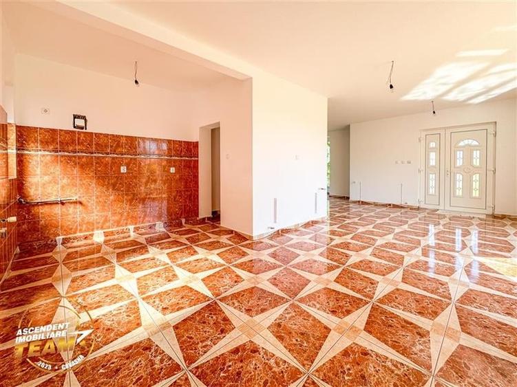 FILM! Casa noua,Covasna,cu fotovoltaic, garaj,curte,2 terase,langa partie,viitor - 11