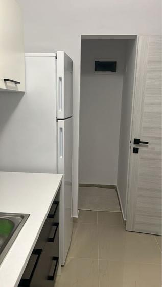 Inchiriez garsoniera Militari Rezident 34 mp direct proprietar - 4