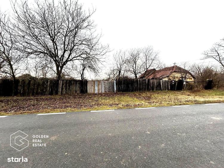 Teren intravilan, pretabil pentru constructie, 2880 mp, comuna Siria - 2