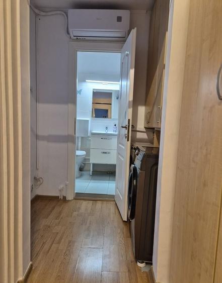 Apartament cu 4 camere în Brâncoveanu