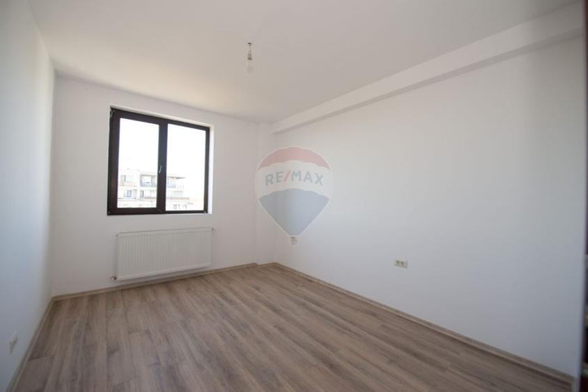 Apartament de vanzare 2 cam loc de parcare Ghencea, str Alunului - 13