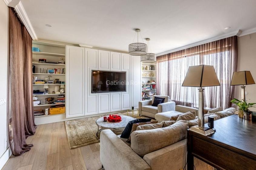 Penthouse Trastevere, complex cu piscina si gym