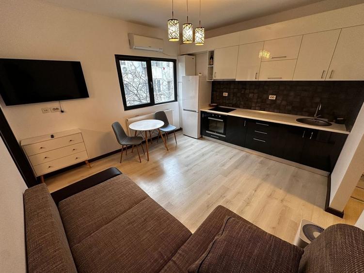 2 Camere la 7 min Metrou Pacii Bloc Nou Centrala Proprie Gorjului 2020 - 9