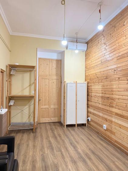 Spatiu comercial - 4