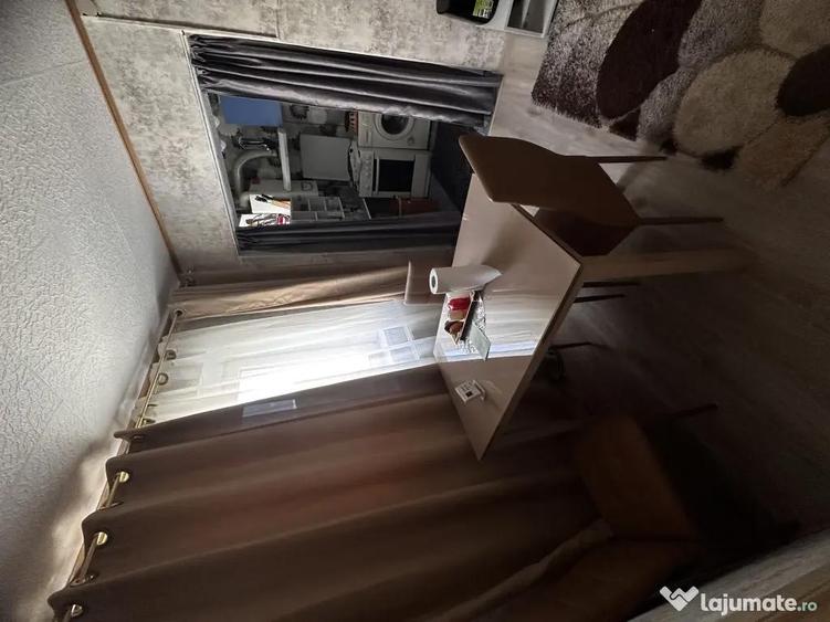 Vand apartament 3 camere - 1
