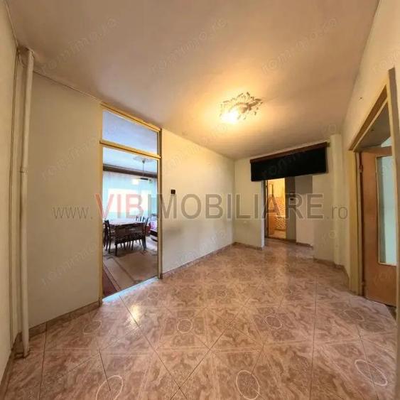 4 Camere - Spa?ios - Etaj mic - Marriott - 1