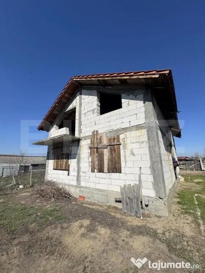 Casa la rosu P+M, Cernele (capatul lui 2), 420 mp teren, 149 - 8