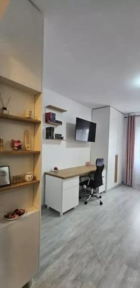 Garsonieră de închiriat | Metrou 1 Decembrie - 1