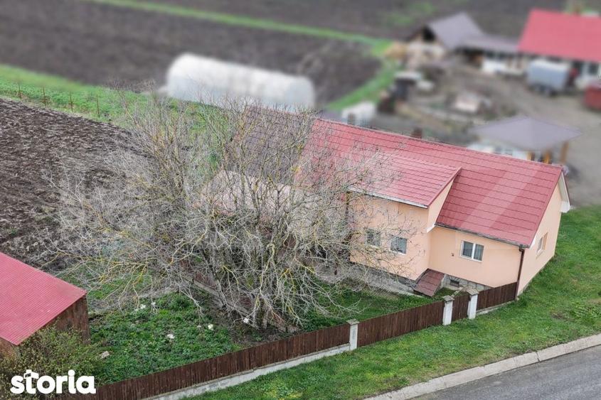 Casa + 23 ari teren in Breaza, Liniste, spatiu si confort la 6 km de R - 3