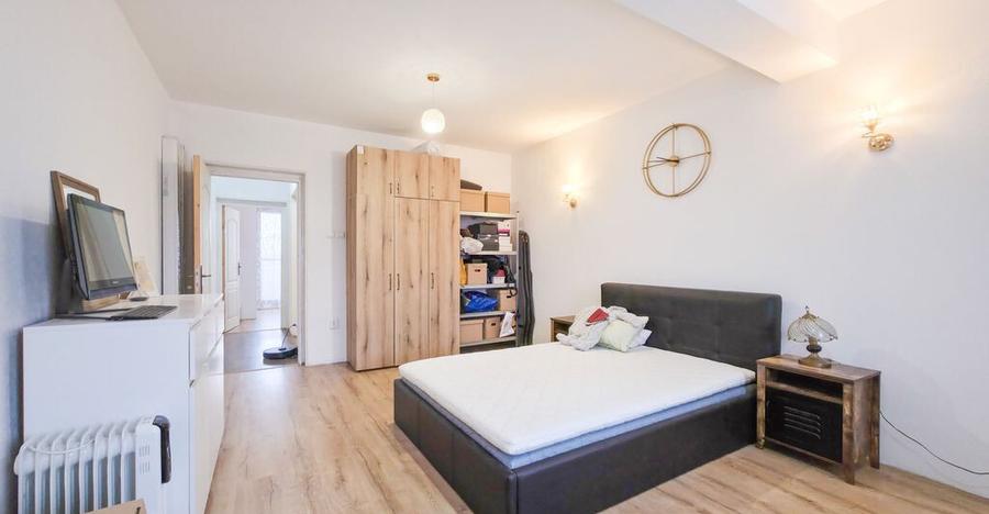 Casa spa?ioasa de vanzare Strada Republicii nr. 1... - 6