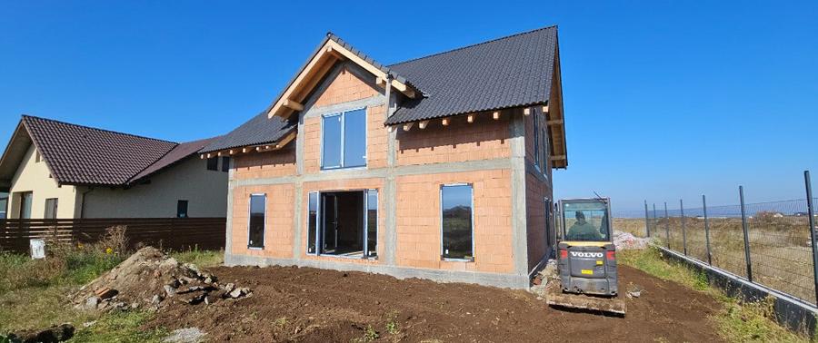 Vand casa la rosu, intabulata cu AC pana in 9/2027 - 5