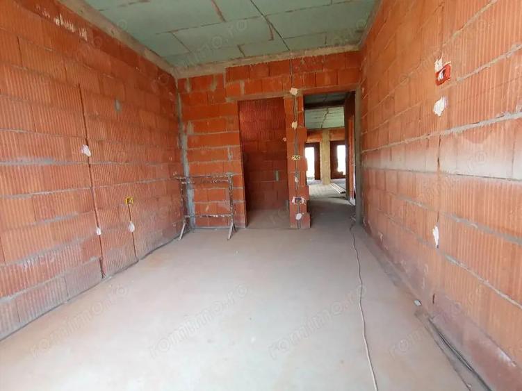 Sanandrei, Duplex pe Parter, 3 dormitoare, 2 Bai, Pozitie excelenta - 2