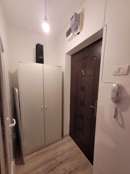 Proprietar,inchiriez garsoniera in zona Piata ALBA IULIA - 7