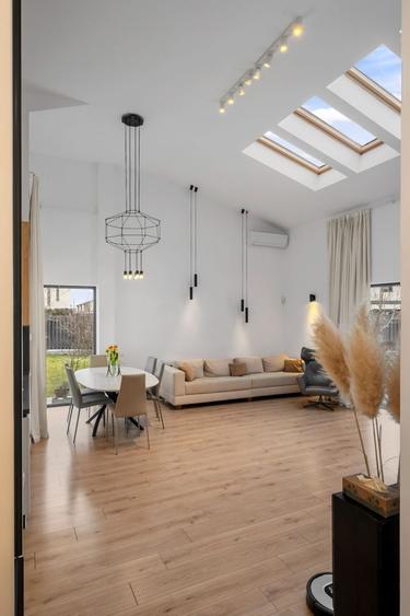 Vila pe parter cu 5 camere  | 655 mp teren | dotata cu panouri solare - 10