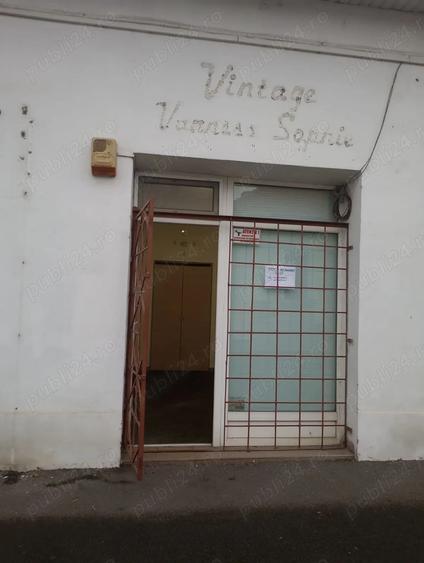 Dau in chirie spa?iu comercial - 1