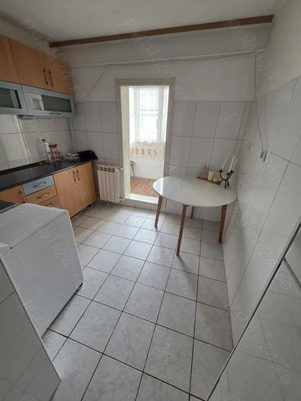 Apartament cu 3 camere decomandat în Lotus