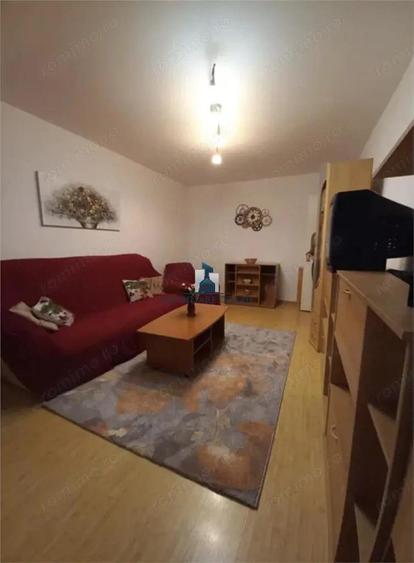 Vanzare Apartament 3 Camere Decomandat Sos.Giurgiului - 2