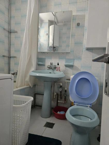 Garsoniera etaj 1 UMT balcon baie si bucatarie din constructie amenajata integral mobilata utilata - 14