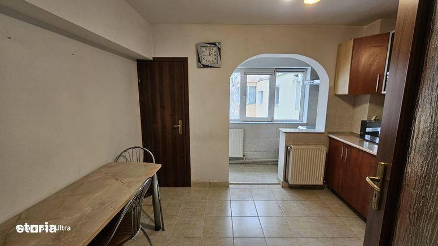 Apartament 2 camere decomandat Onesti . - 8