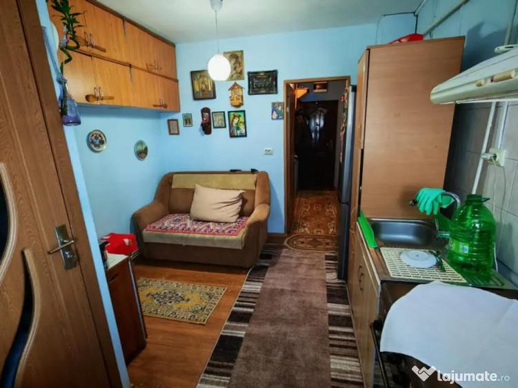 - Apartament 1 camera decomandat, zona Dorobantilor, etaj 3/ - 2