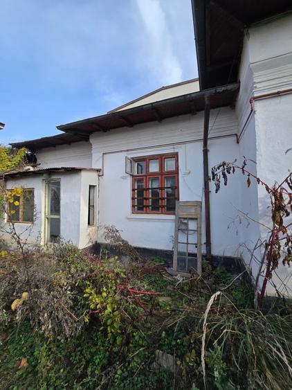 CASĂ DE VÂNZARE CU 3 CAMERE IN ZONA BUCUREȘTI-NOI -PARCUL BAZILESCU SEC.1 - 6