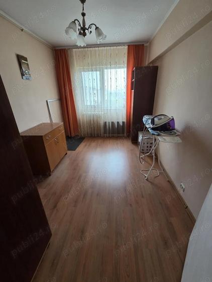 Vand apartament 3 camere langa Liceul Lucian Blaga - 1
