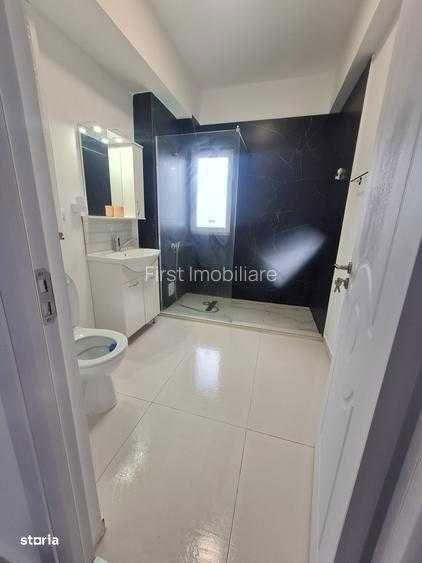 Inchiriez vila cu 5 camere, 2 bai,curte 430 mp,ratb 3 minute - 7