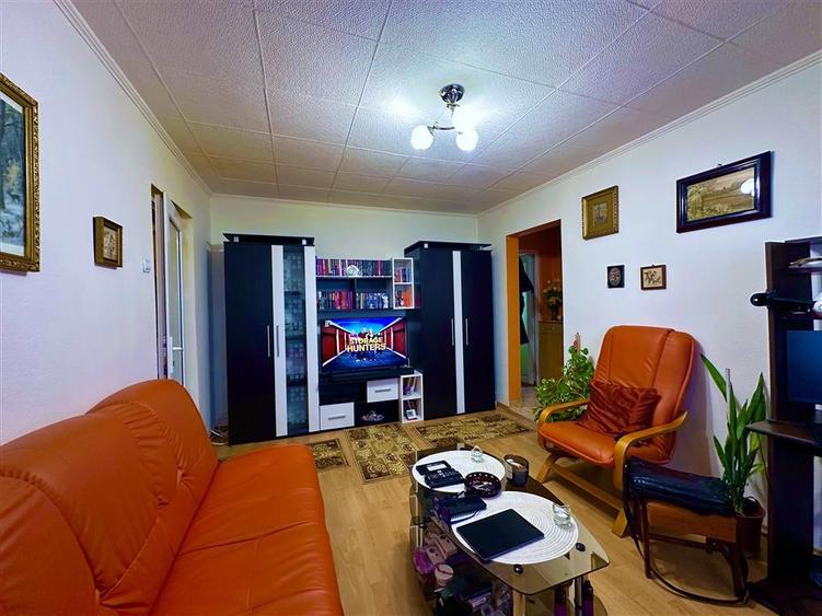 Apartament 3 camere . Zona Vlaicu, Fortuna - 1