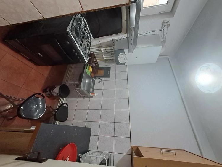 Garsoniera de inchiriat in oras Hunedoara, zona centrala , mobilata, utilata, 160 euro luna - 7