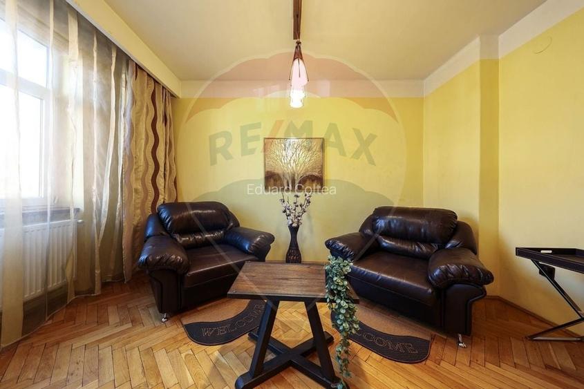 Apartament cu 2 camere decomandat în Calea București Apartament cu 2 camere decomandat în Calea București