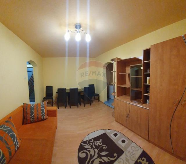 Apartament superb cu 3 camere de vanzare in zona Fortuna - 1