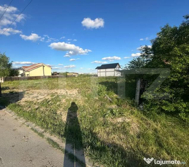 Teren intravilan de vanzare, 1319 mp, front 13,09 m, toate u - 5