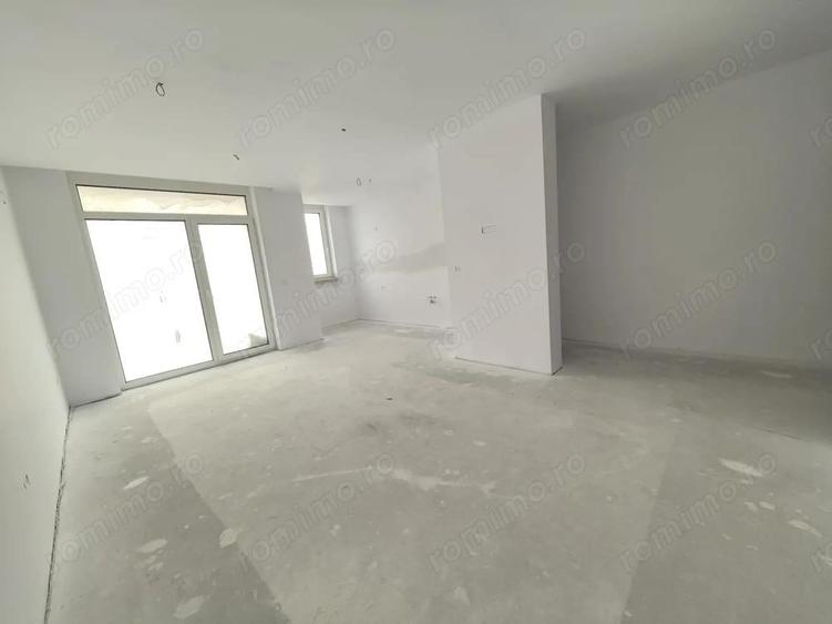 Piata Verde! 2 Cam! 53 mp! Et 3! Lift! 132.000 Euro! - 5