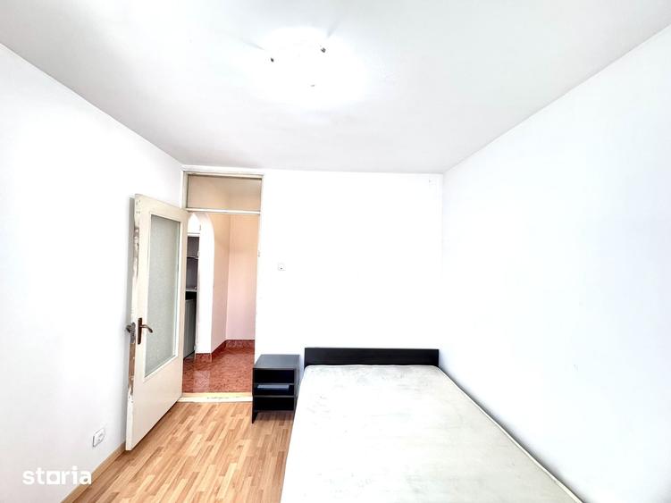Apartament cu 3 camere decomandat în Siderurgiștilor