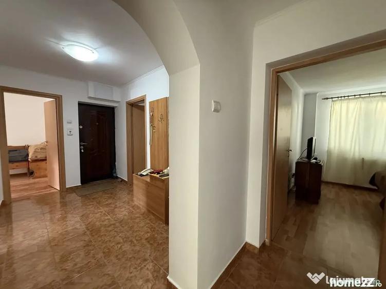 Apartament cu 4 camere decomandat în Ultracentral