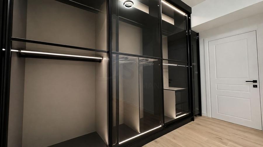 Apartament cu 4 camere decomandat, mobilat în Pipera