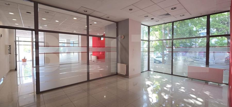 Spațiu comercial, de 163 mp, în Calea București