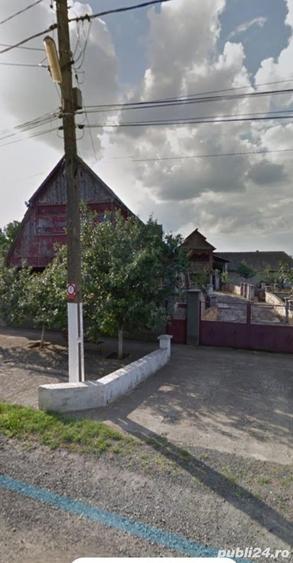 Casă în Seceani