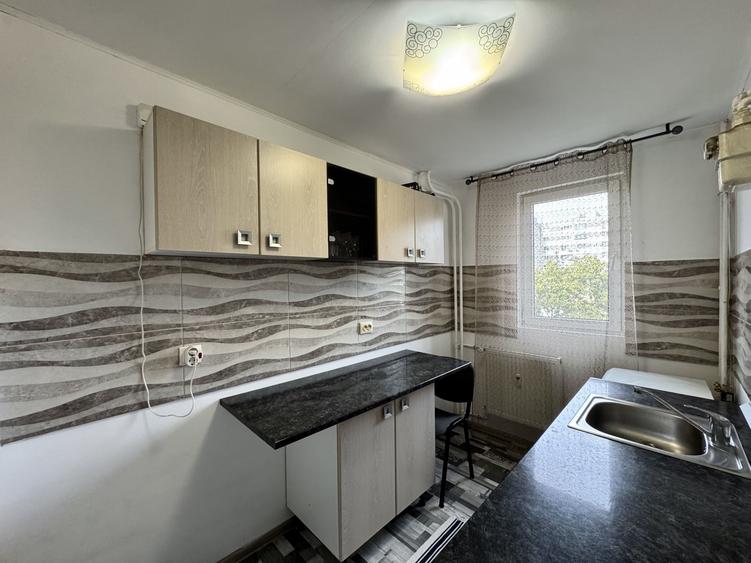 Apartament cu 2 camere semidecomandat, mobilat în Drumul Taberei