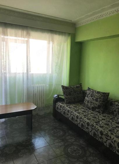 Apartament cu 2 camere semidecomandat în Rahova