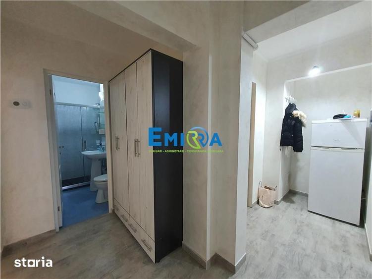 Apartament cu 3 camere decomandat, mobilat în Aviatori