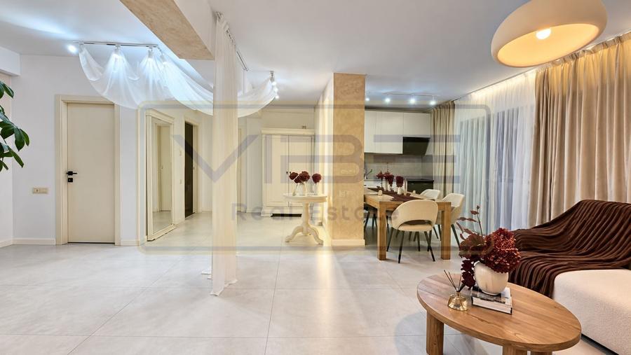 Apartament cu 3 camere semidecomandat, mobilat în Tătărași