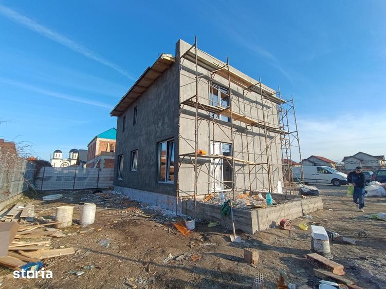Casă cu 5 camere cu Teren 418 Mp în Hărman