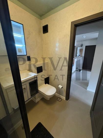 Apartament renovat, 3 camere, 60 mp, etaj 3, Complex Studen?esc - 8