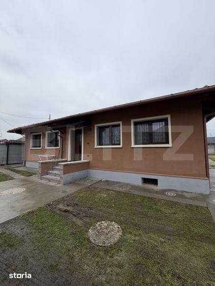 Casă cu 3 camere cu Teren 1644 Mp în Pielești