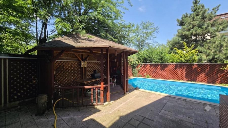 Casă individuală cu 9 camere cu Piscina în Pipera