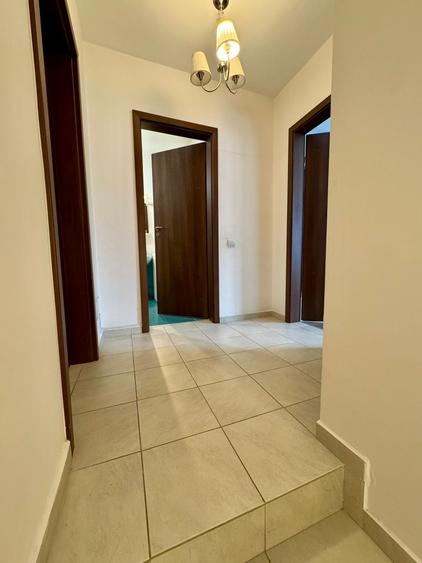 Casă cu 3 camere cu Canalizare în Sud-Vest